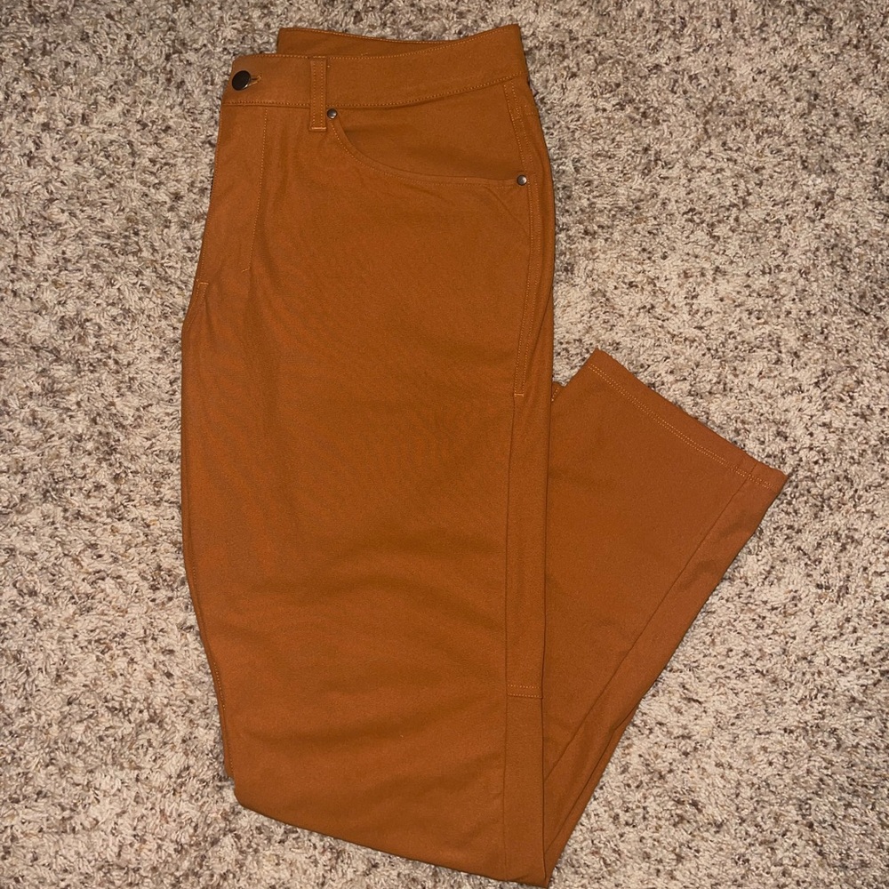 Lululemon pants